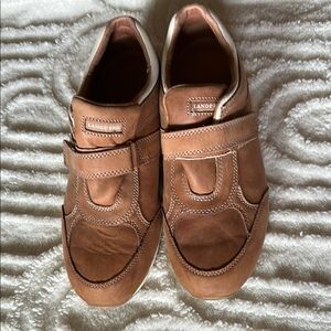 Women’s Velcro close, Lands end Shoes